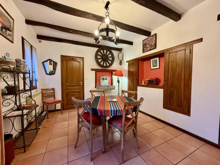 Gite with patio, barbecue & garden — photo 4