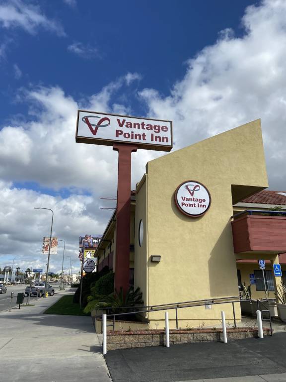 motel  Woodland Hills
