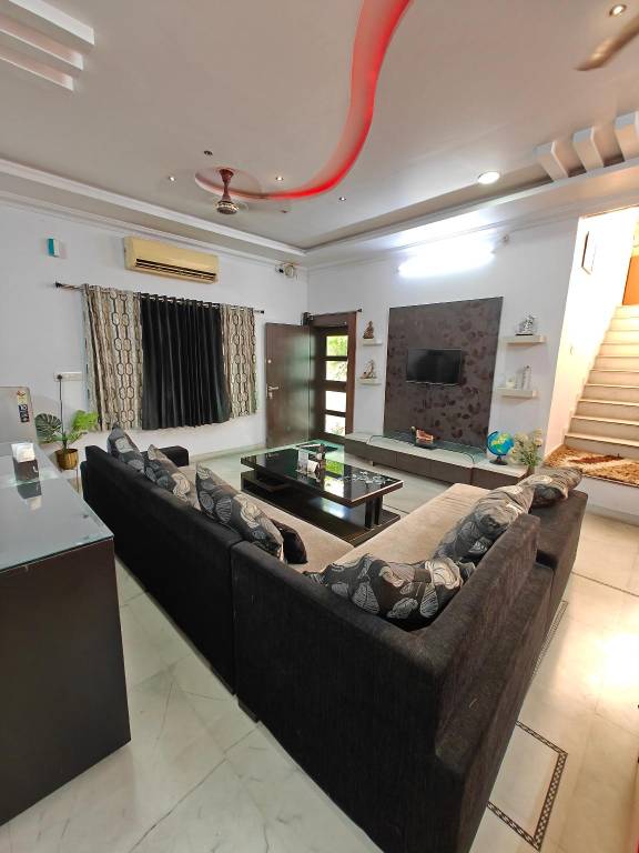 Villa with yard | Good for workation | Pets allowed — photo 4