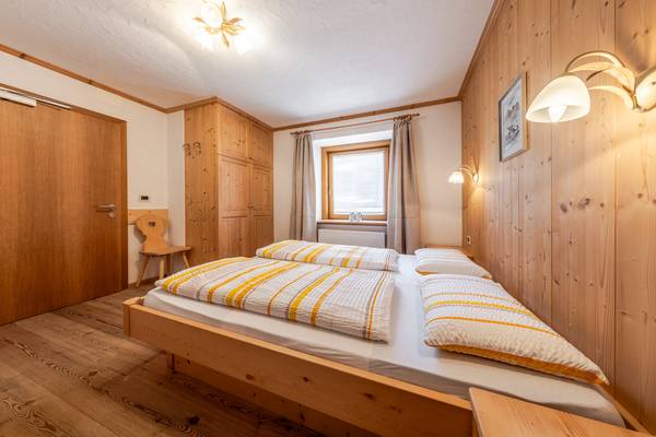 Private room San Martin de Tor
