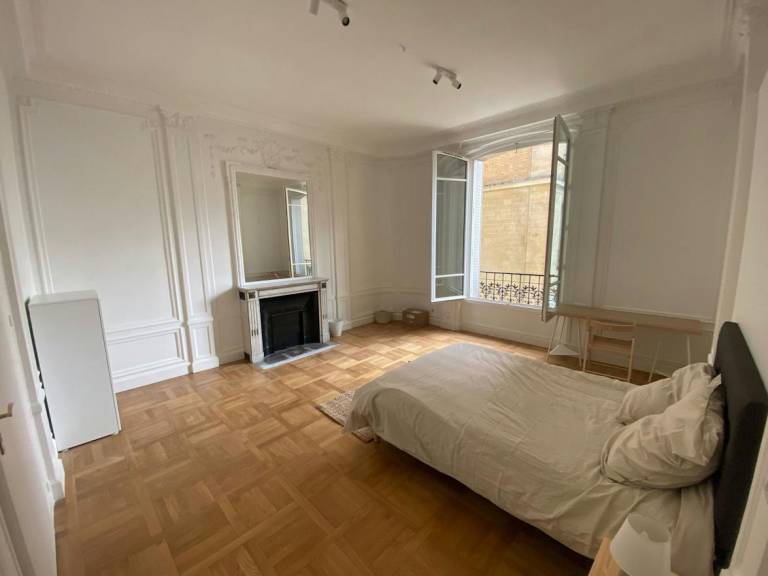 Private room Boulogne-Billancourt