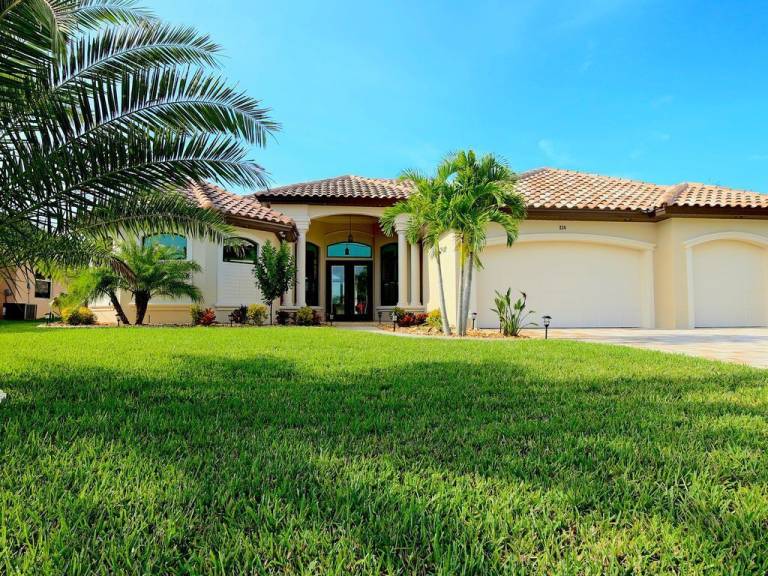Villa Caloosahatchee