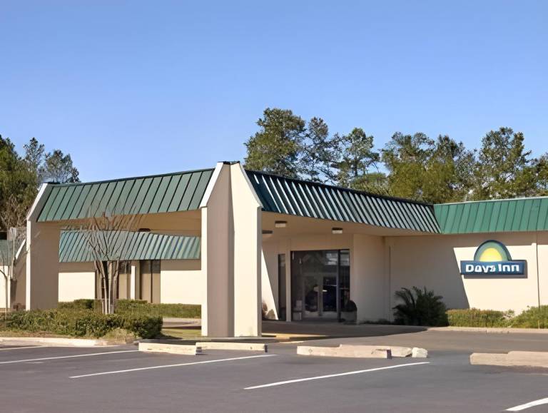 Days Inn by Wyndham McComb MS in McComb, MS