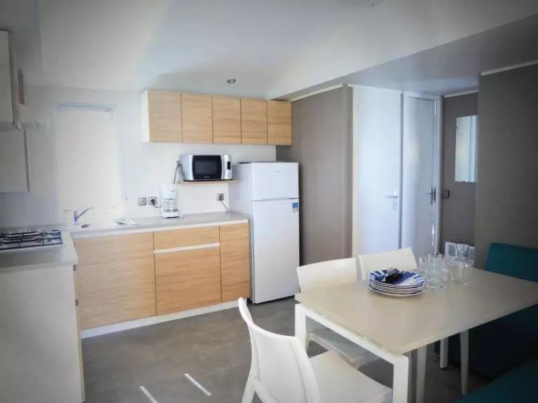 Chadotel Bahamas Beach - C- Mobile home Baltique - 3 bedrooms 6 to 8 people - 6 person. included in the price — photo 2