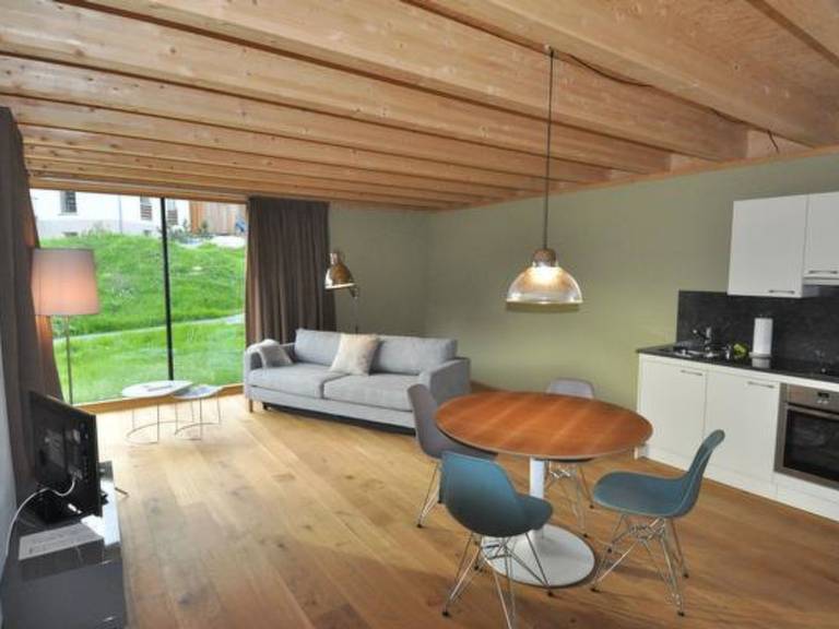 Rental apartment with patio & BBQ — photo 3