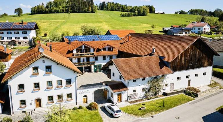Holiday apartment with garden, grill & terrace in Passau