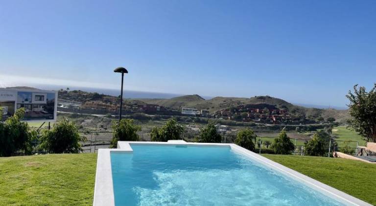 Lovely villa with pool | Pets allowed — photo 3