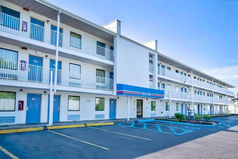 Motel 6 Warren, MI - Detroit East in Warren, MI