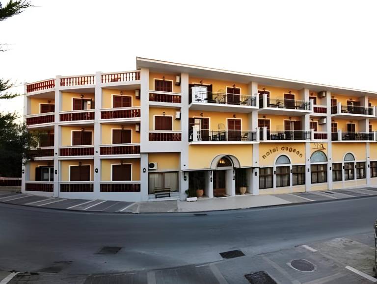 Aegeon Hotel in Samos