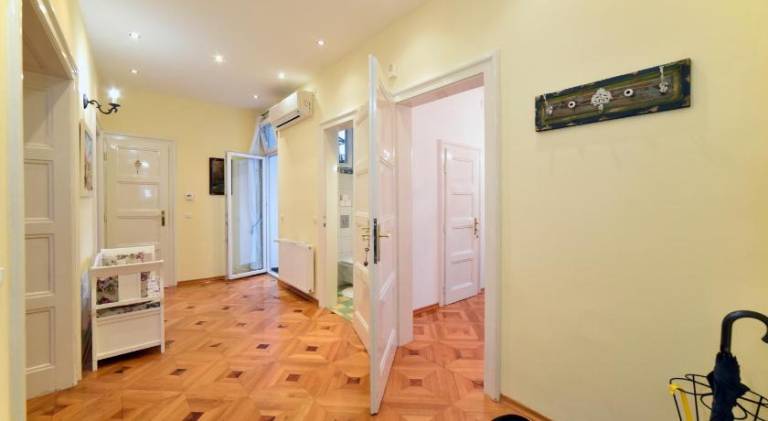Rental apartment with 2 rooms for 6 persons — photo 5
