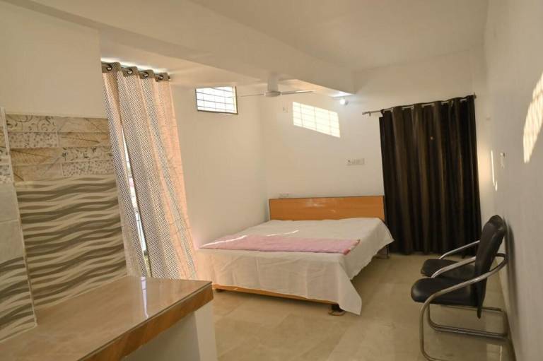 House with 15 rooms for 15 persons — photo 4