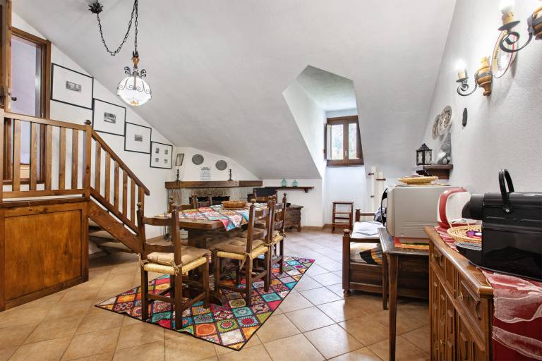 Apartment 'Casa Mountain View Courmayeur' with Mountain View — photo 3