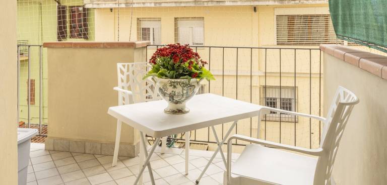 Holiday apartment with patio — photo 4
