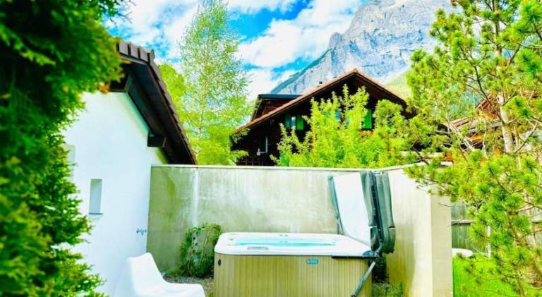 Rental apartment with jacuzzi — photo 5