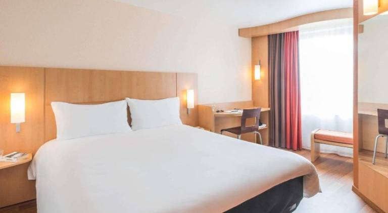 Ibis Nantes Centre Tour Bretagne in Malakoff