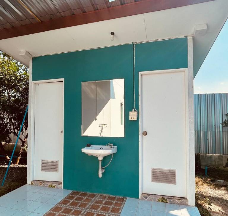 Charming house with yard | Pets are welcome — photo 4