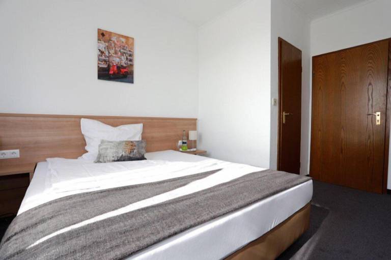 Hotel zwei&vierzig — photo 2