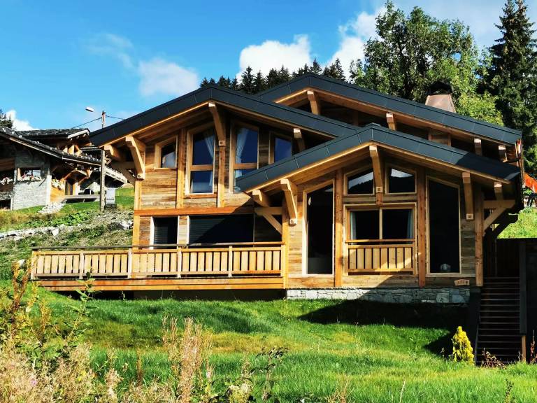 Chalet with garden in Les Gets