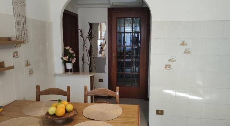 Rental apartment with 2 rooms for 5 persons — photo 4