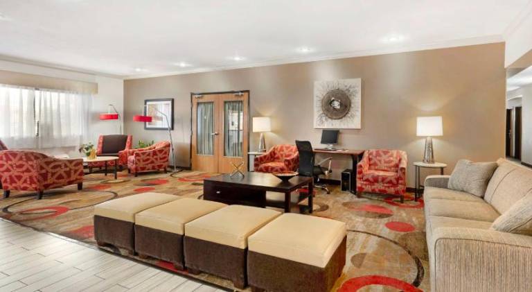 Best Western Plus Eagleridge Inn & Suites — photo 2