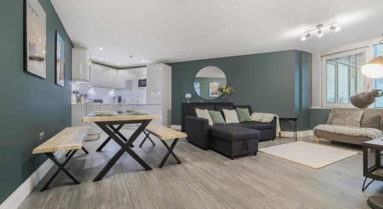 Apartment | Close to Brighton Palace Pier — photo 4