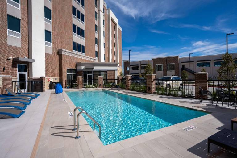 Hampton Inn & Suites Houston/Sugar Land — photo 3