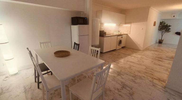 Apartment | Close to Russian Orthodox Cathedral | Pet-friendly — photo 5