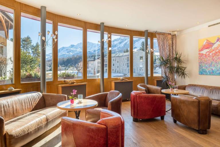 Schweizerhaus Swiss Quality Hotel — photo 2