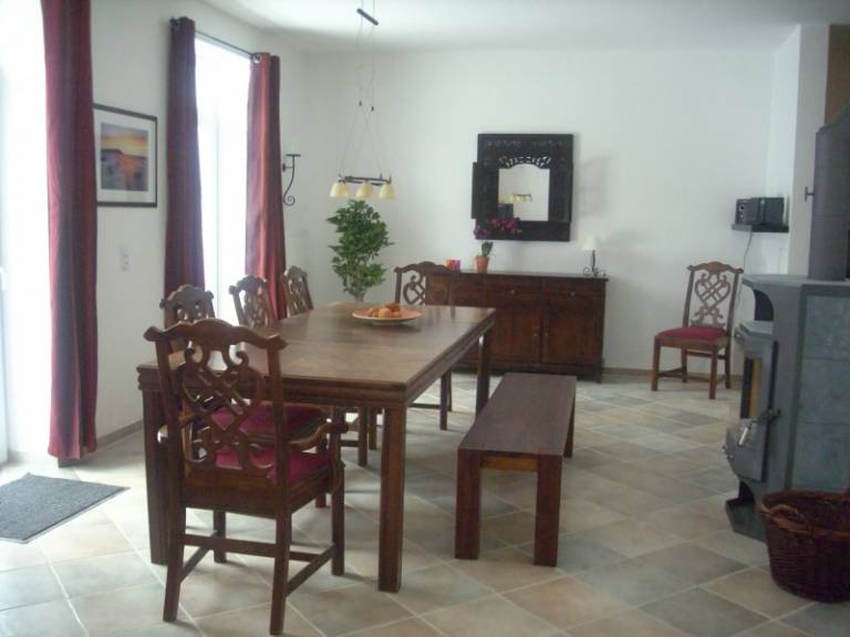 Family-friendly house with sauna, yard & barbecue | Pets are welcome — photo 2