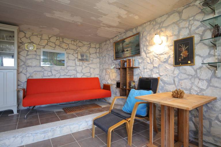 Vacation home with yard, patio & barbeque | Sea view — photo 3