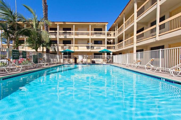 La Quinta Inn by Wyndham Costa Mesa / Newport Beach — photo 2
