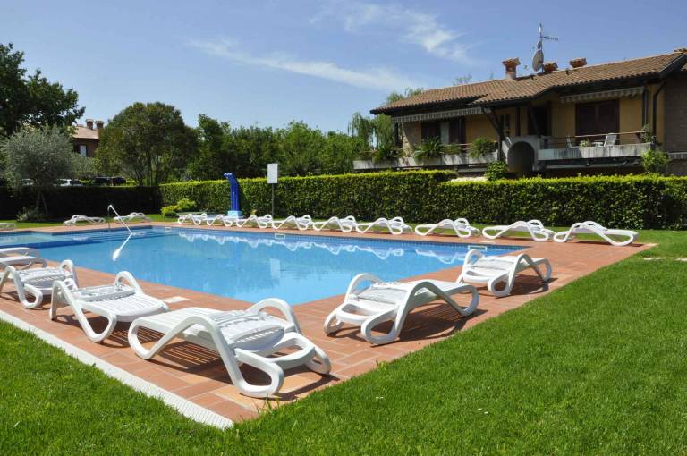 Ferienwohnung mit Hund in Lazise, Gardasee fuer max. 4 Personen