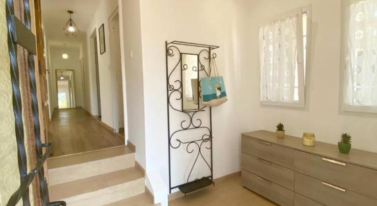 Rental apartment with 3 rooms for 8 persons — photo 3