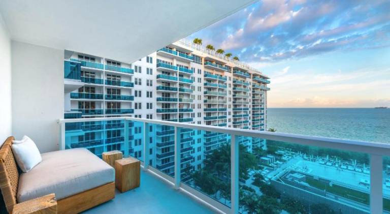 Rental apartment with hot tub | Next to Miami Beach Botanical Garden — photo 3