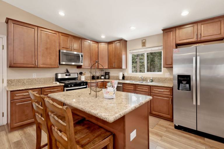 Family-friendly nice cabin with jacuzzi & BBQ | Lake view | Dogs allowed — photo 3