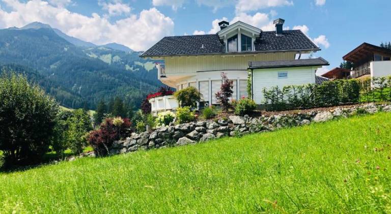 Lovely apartment | Dogs allowed in Lermoos