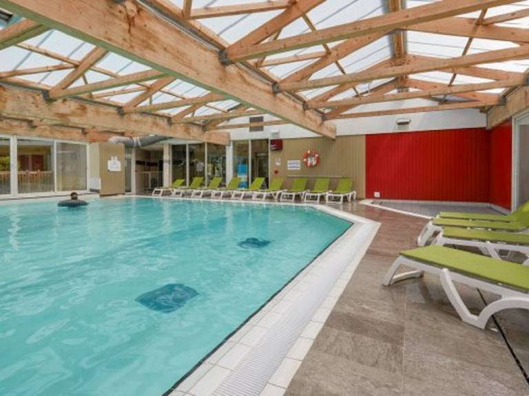 Children-friendly holiday apartment with pool | Beach nearby | Dogs allowed in Caen
