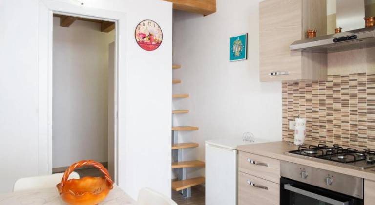 House with 2 rooms for 4 persons — photo 3