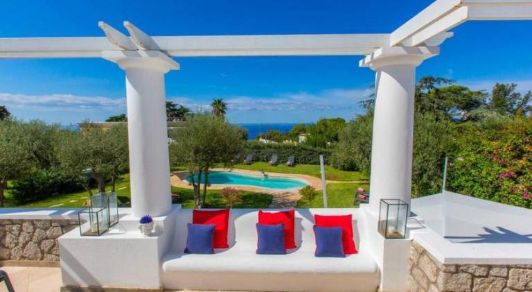 Villa with pool & hot tub in Anacapri
