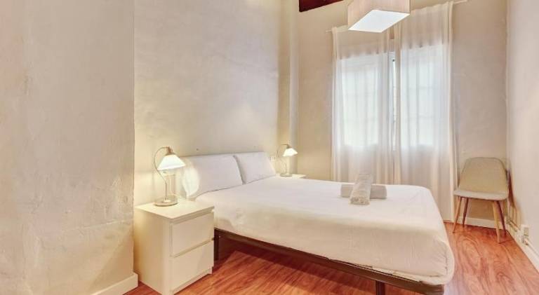 Rental apartment with 1 room for 3 persons in Pamplona