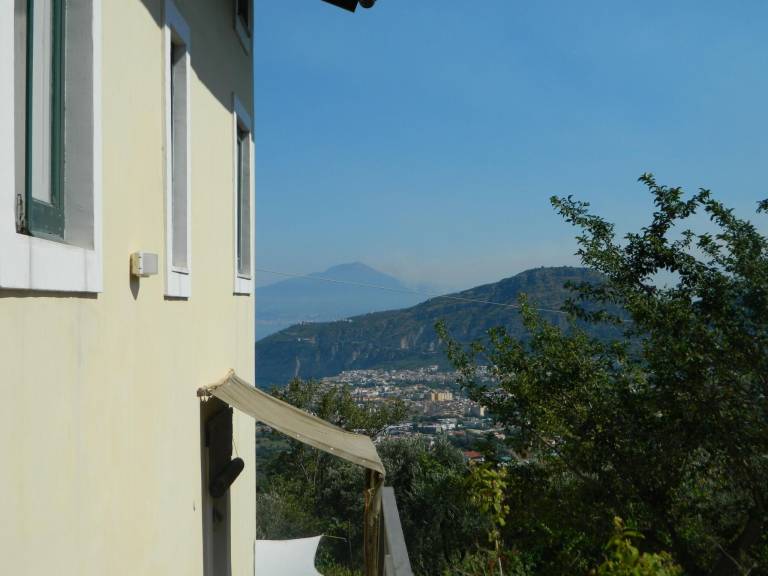 Charming apartment with yard | Pets allowed — photo 2