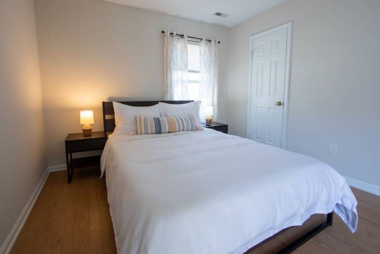 Sojourn 2 Bedroom Townhouse in Virginia Beach — photo 5