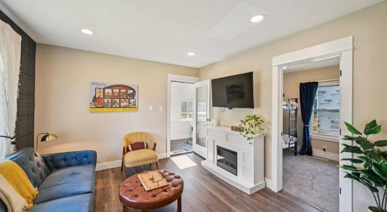 Ample vacation home | Pets are welcome — photo 2