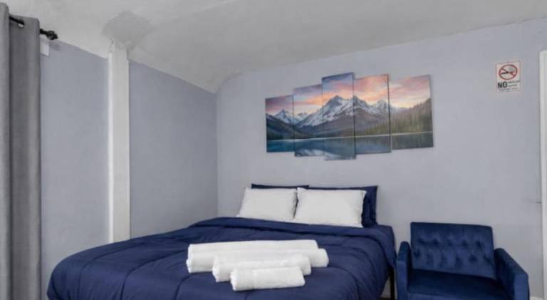 Apartment with jacuzzi in Buffalo, NY