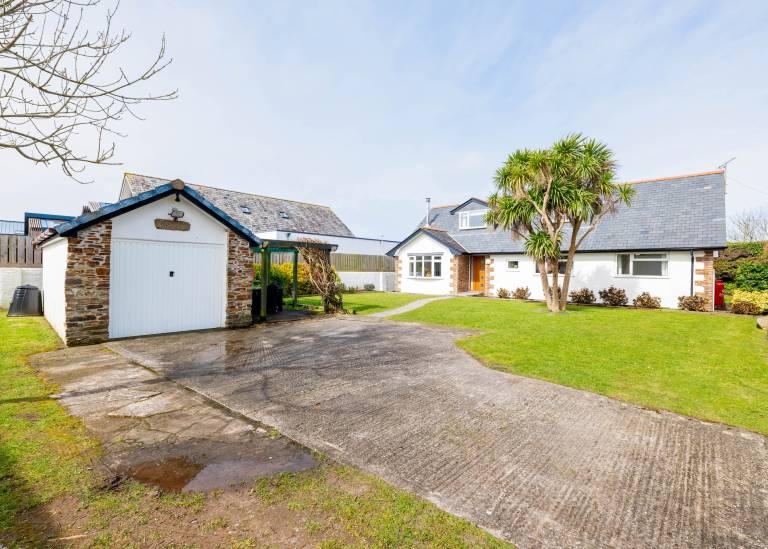 Cottage Polzeath