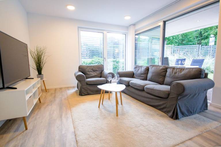 Charmante haustierfreundliche Ferienwohnung mit Terrasse und Wlan — photo 2
