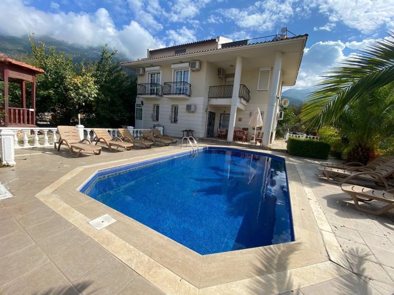 Villa Ovacık Mahallesi