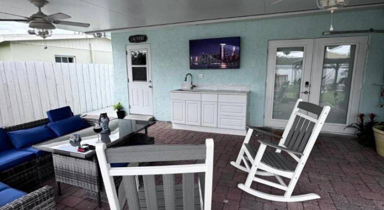 Rental apartment with pool — photo 4