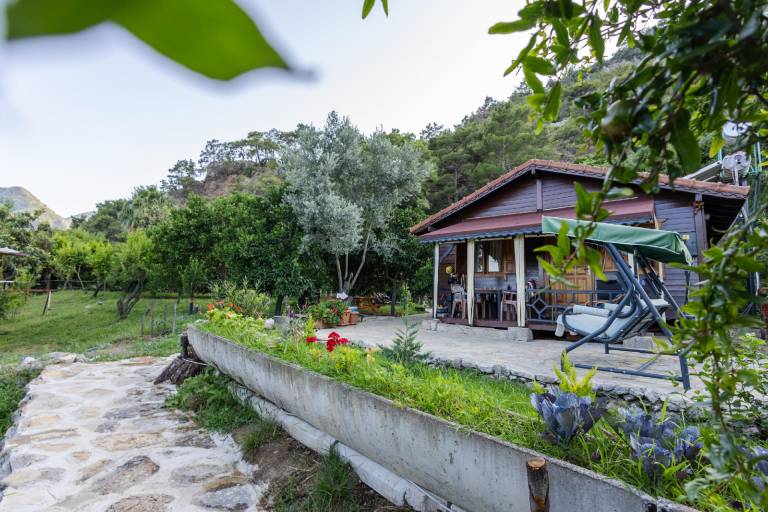 Child-friendly pleasant unusual rental with garden & barbeque | Suitable for remote work | Pets are welcome in Kemer