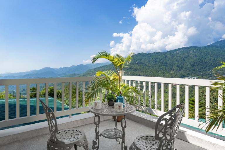 Brij Anayra, Dharamshala - A Heritage Himalayan Luxury Retreat — photo 4